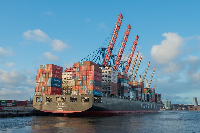Czy import z Chin krok po kroku nam się opłaca?